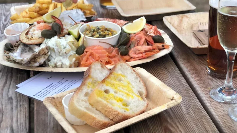 bread with local seafood and drinks