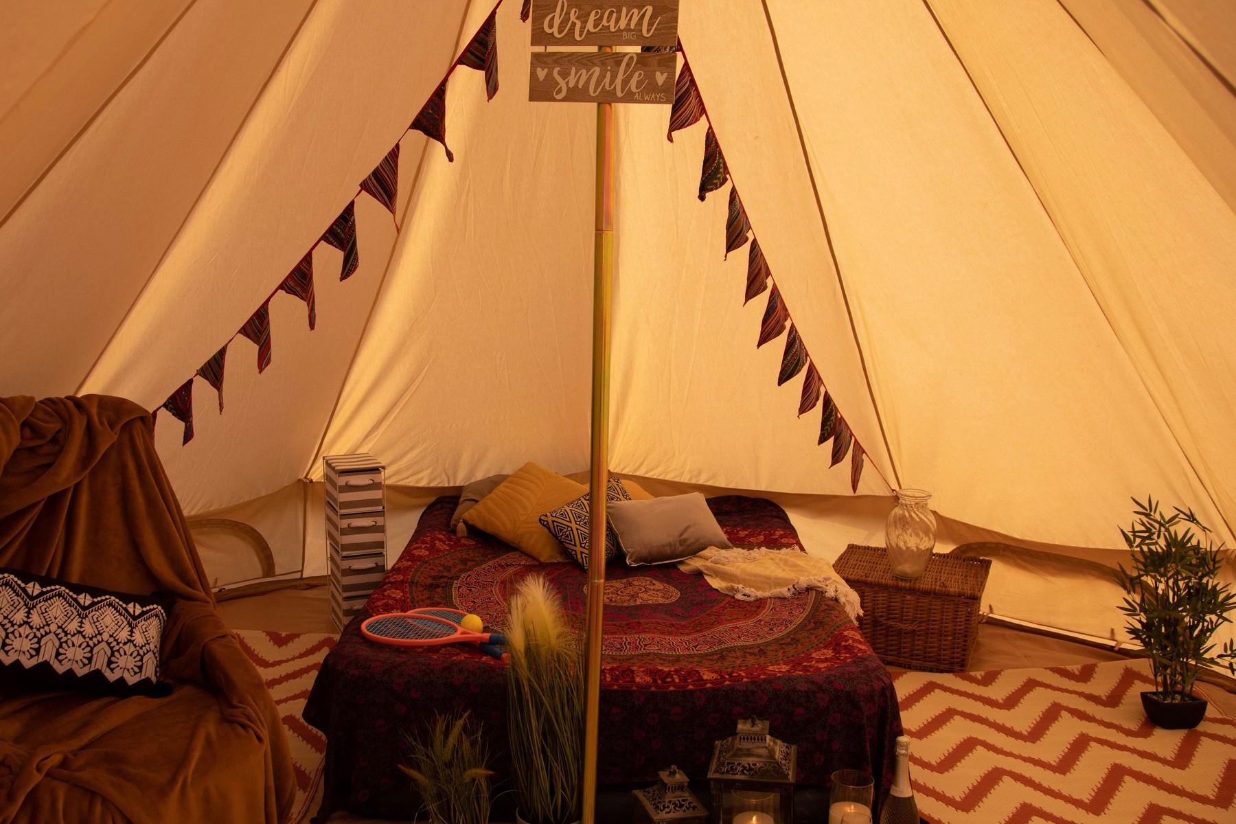 bell-tent-inside