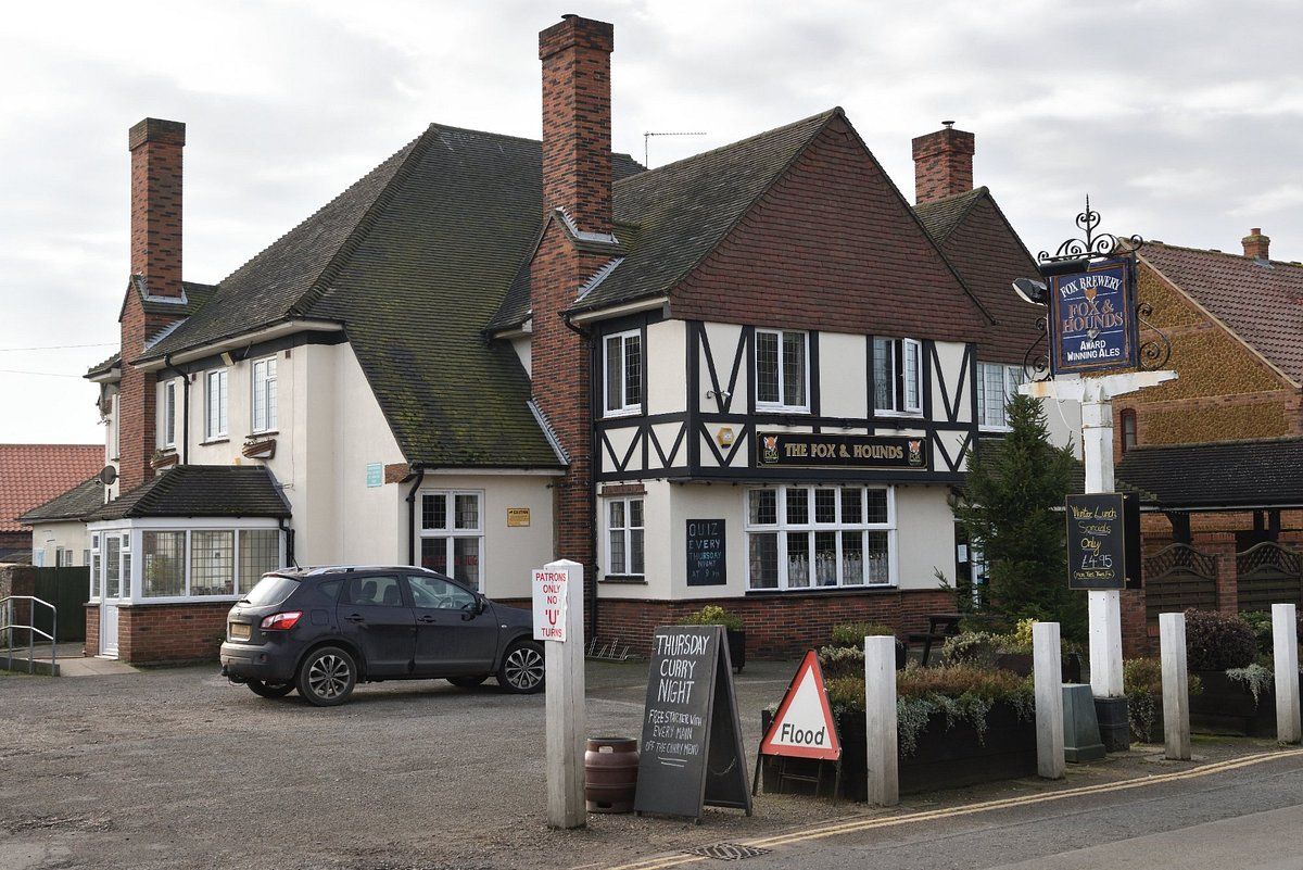 Fox & Hounds exterior